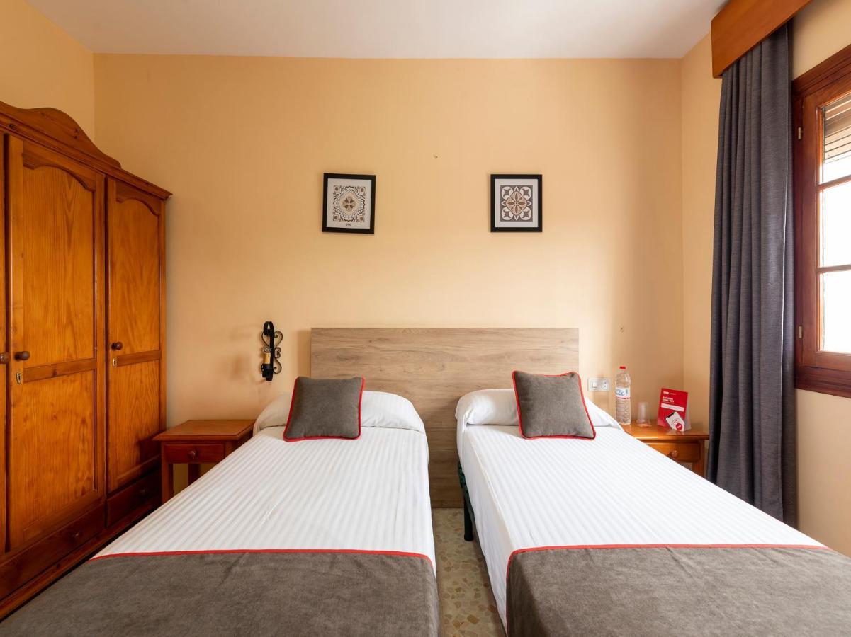 Oyo Hostal El Paisano 우트레라 외부 사진