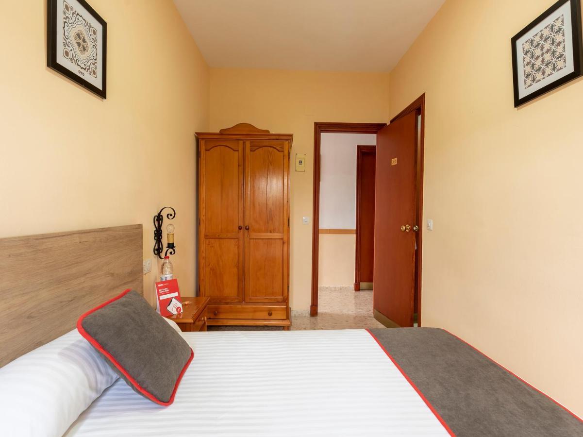 Oyo Hostal El Paisano 우트레라 외부 사진