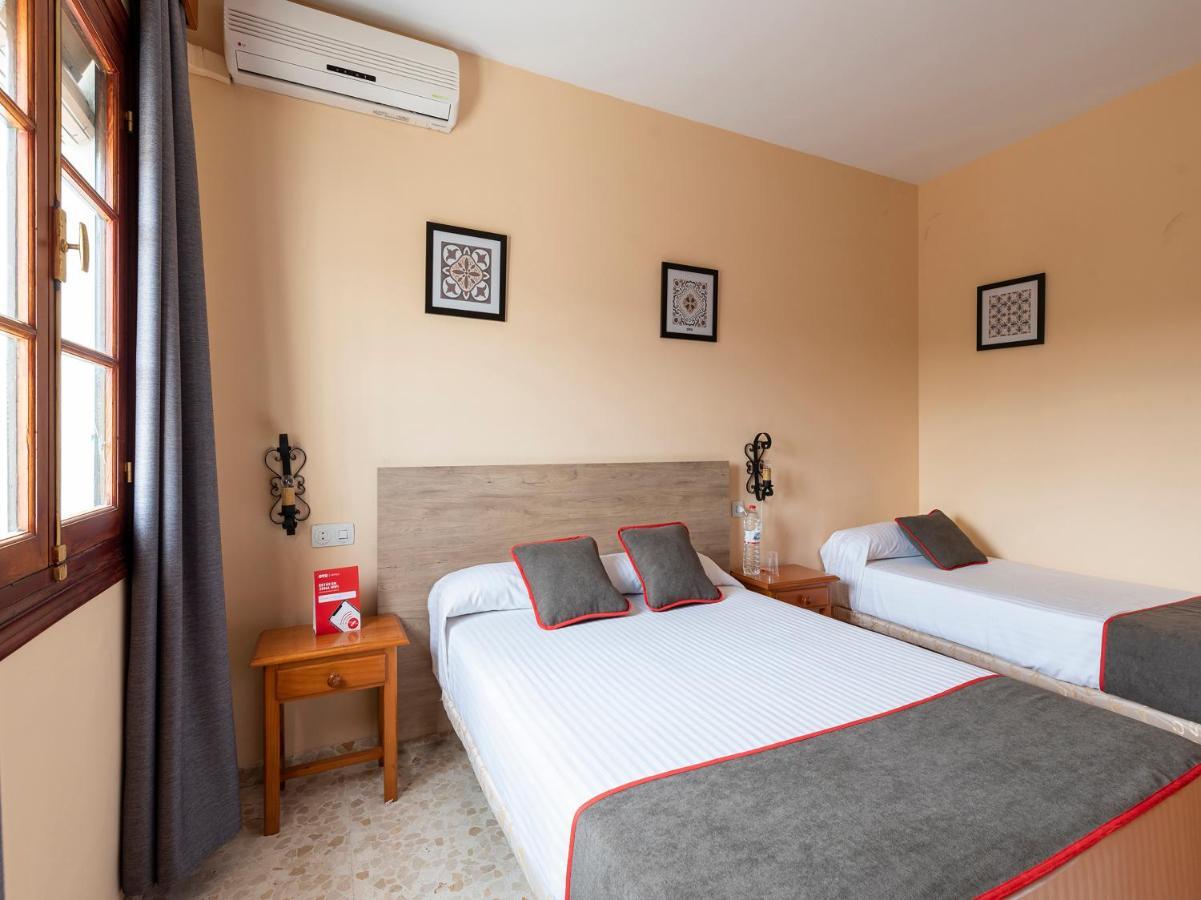 Oyo Hostal El Paisano 우트레라 외부 사진