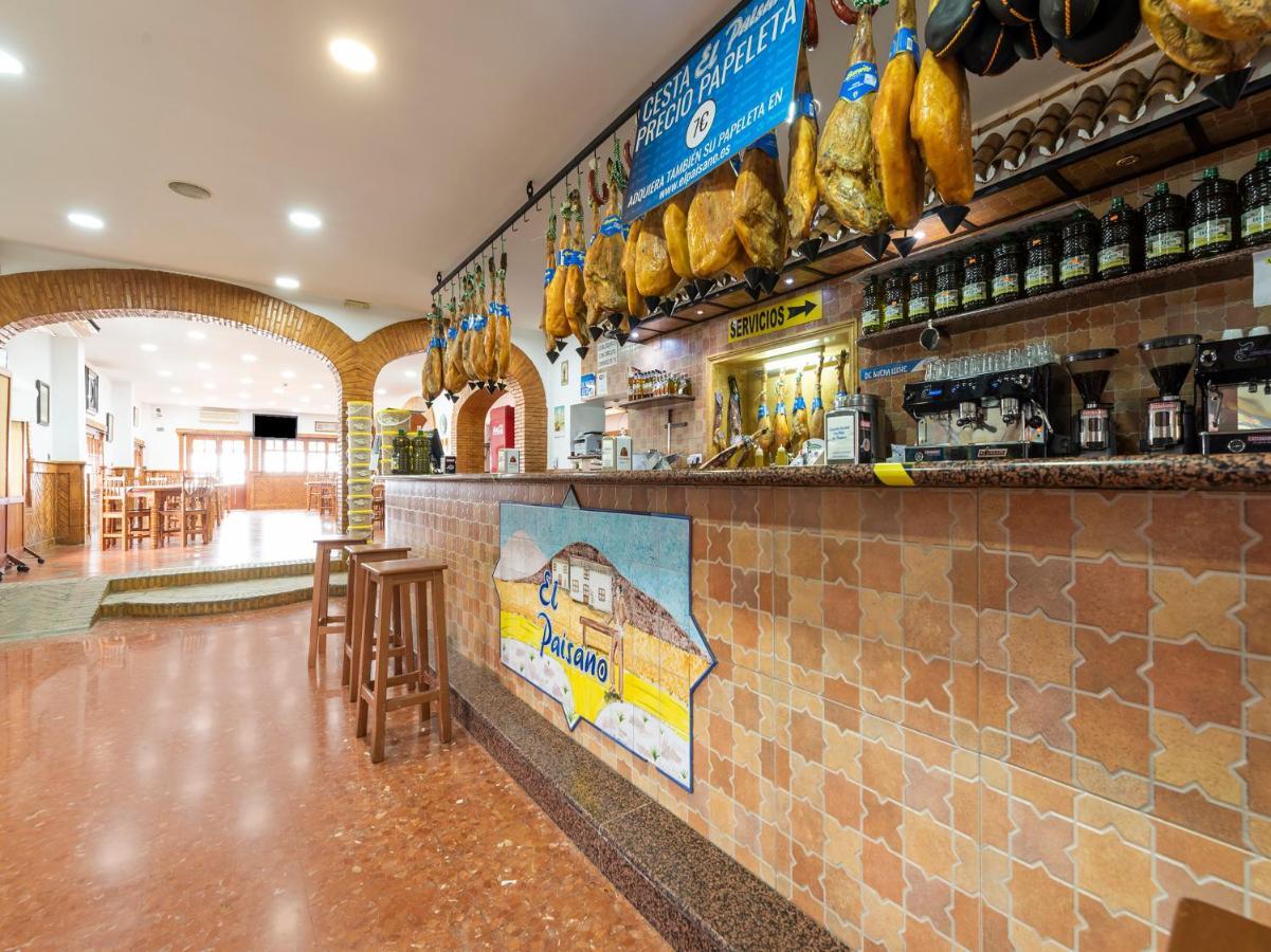 Oyo Hostal El Paisano 우트레라 외부 사진