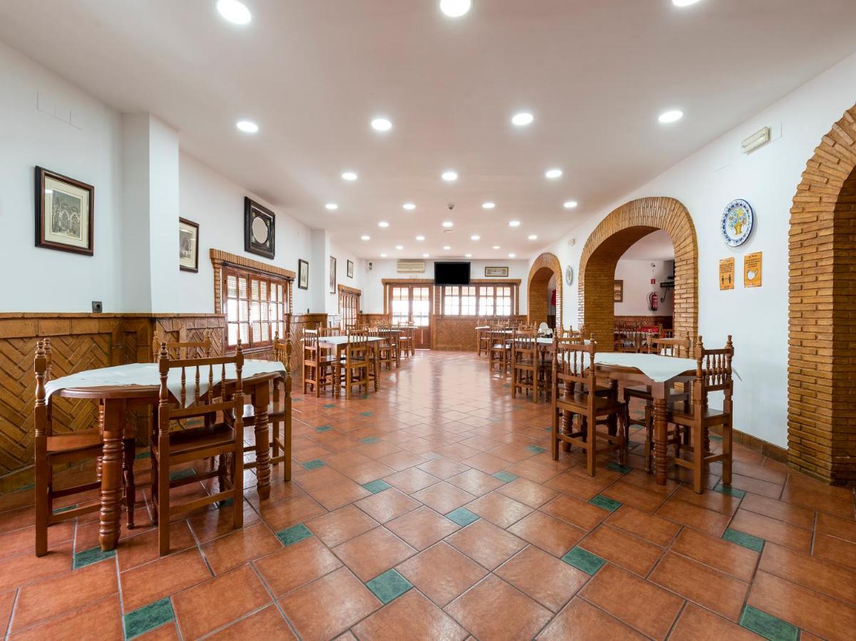 Oyo Hostal El Paisano 우트레라 외부 사진